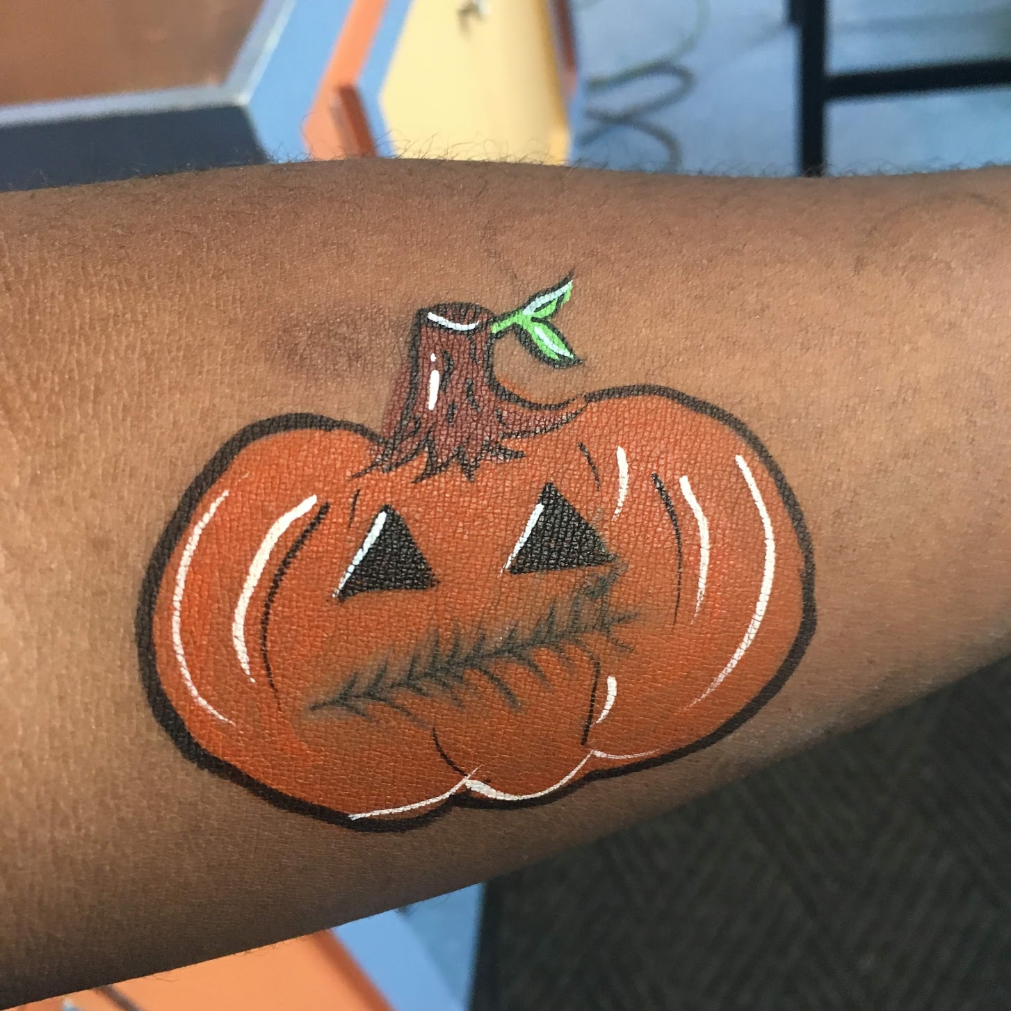 Face painting design by Destiny